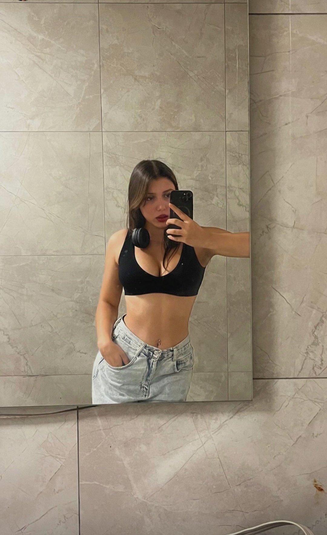 Basmane Mantıklı Partner Escort Sultan